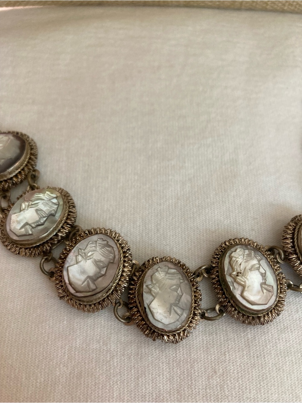 Vintage Hand Carved Shell Cameo Bracelet Victorian Revival